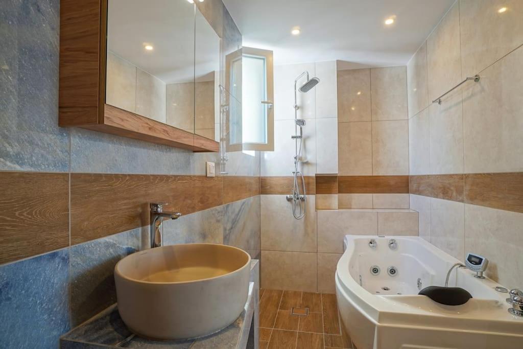 Odyssey Residences 2 하니아 외부 사진