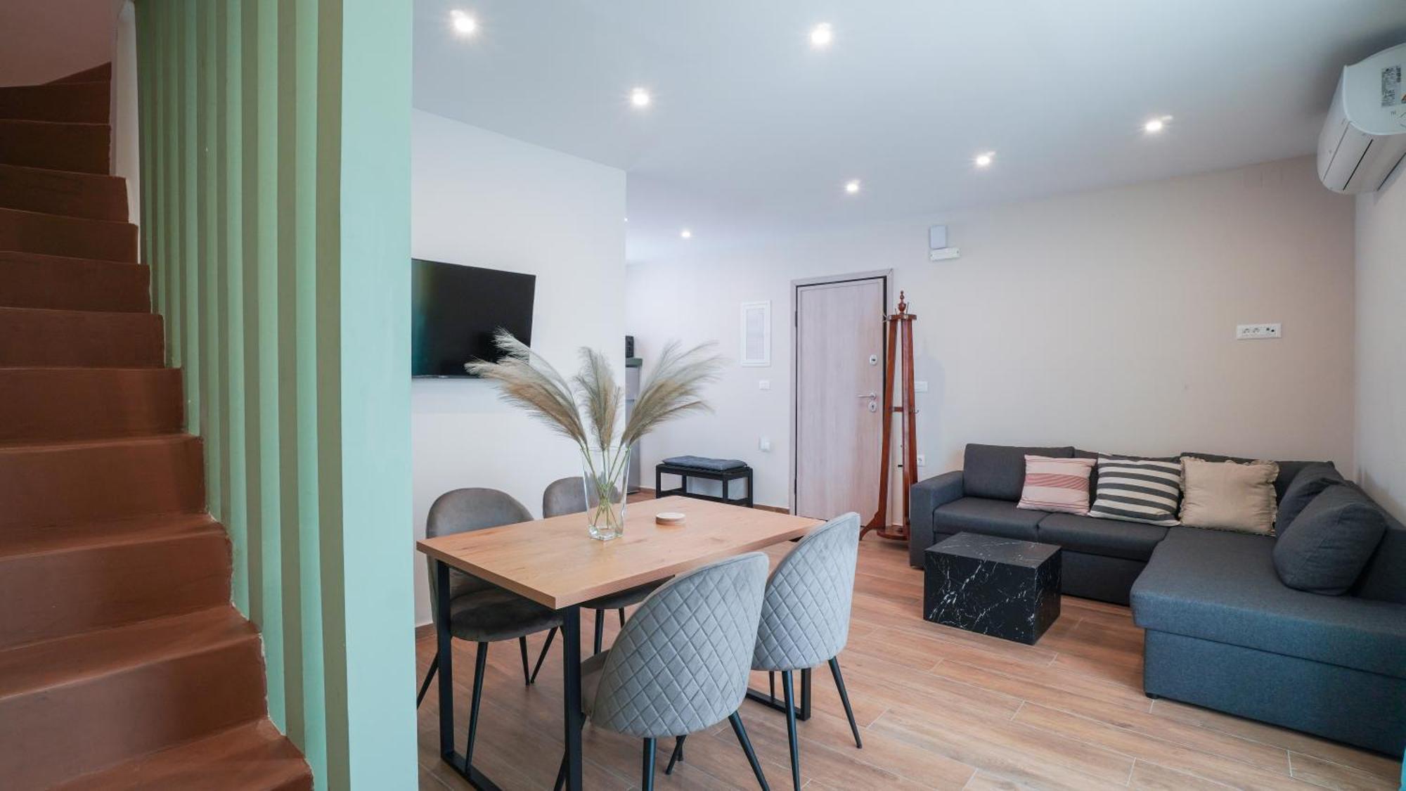 Odyssey Residences 2 하니아 외부 사진